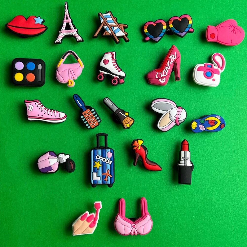 Girls Crocs Shoe Charms Set of 21 - Jibbitz Charms